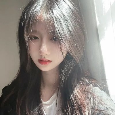 中原女警
